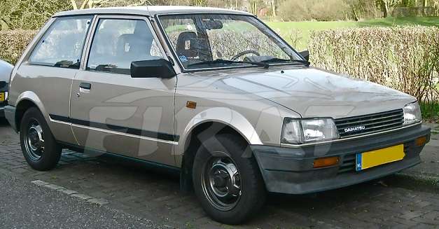 DAIHATSU CHARADE